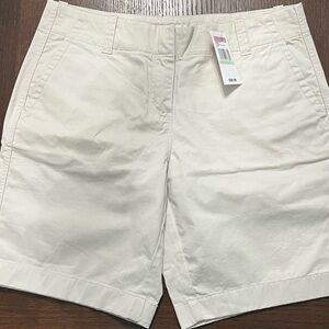 Vineyard Vines Women's Light Beige Shorts
